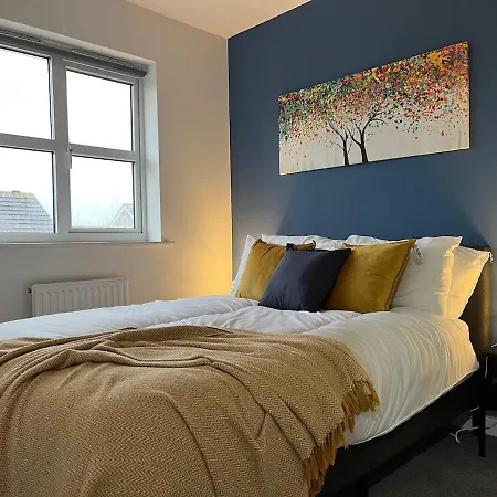 Park House By Cliftonvalley