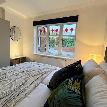 Park House By Cliftonvalley Feriehus