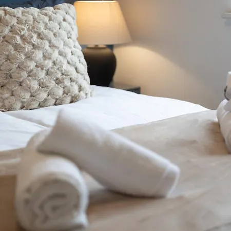 Park House By Cliftonvalley Feriehus *