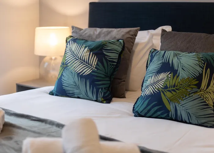 Park House By Cliftonvalley Feriehus